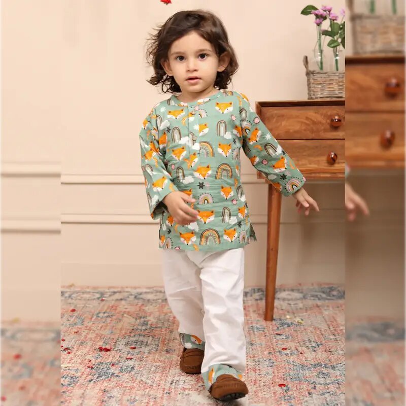 Polka Tots Cotton Full Sleeves Wolf Rainbow Print Kurta Set, Traditional Ethnic Wear - Green