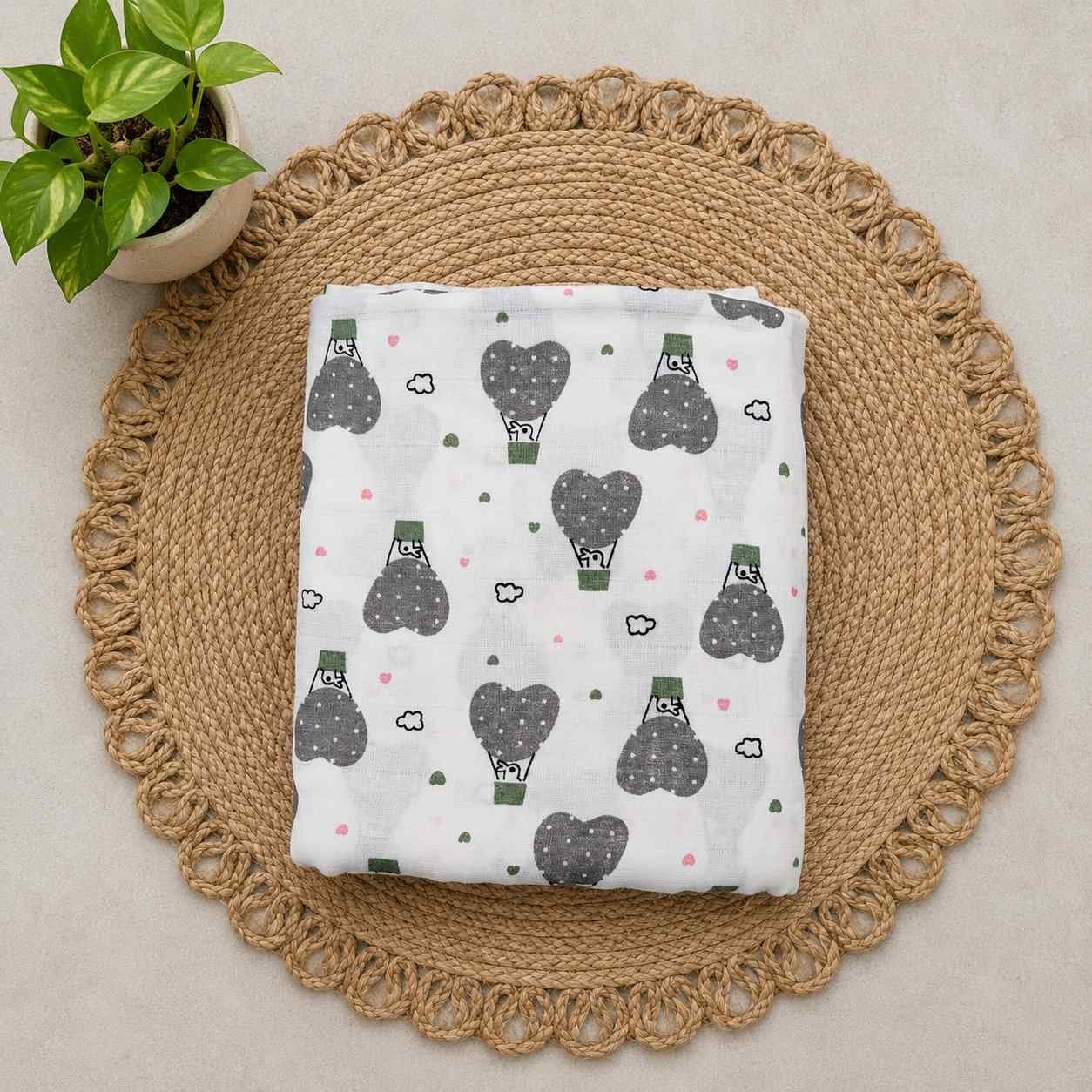 premium muslin cradle cloth 3.5 metre for babies up to 1 year-Grey Hearts balloonprints,nbe